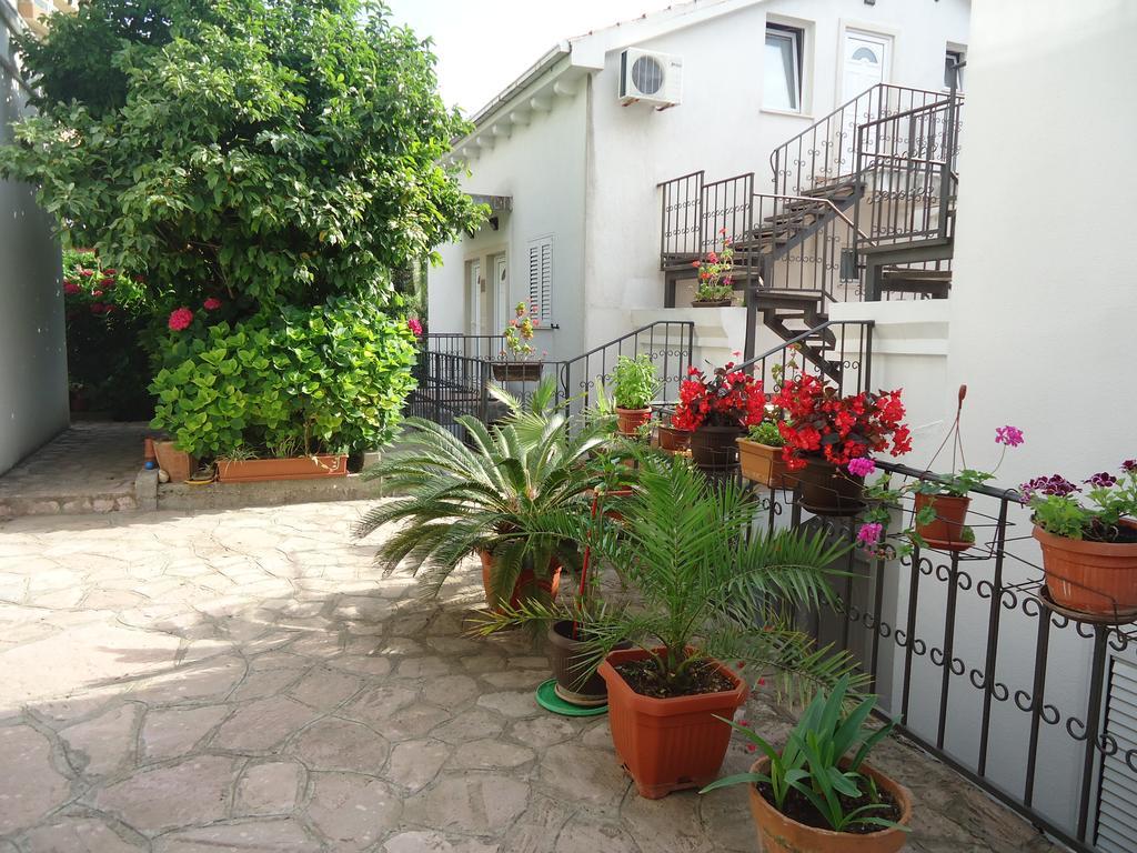 Apartments Luka Будва Экстерьер фото